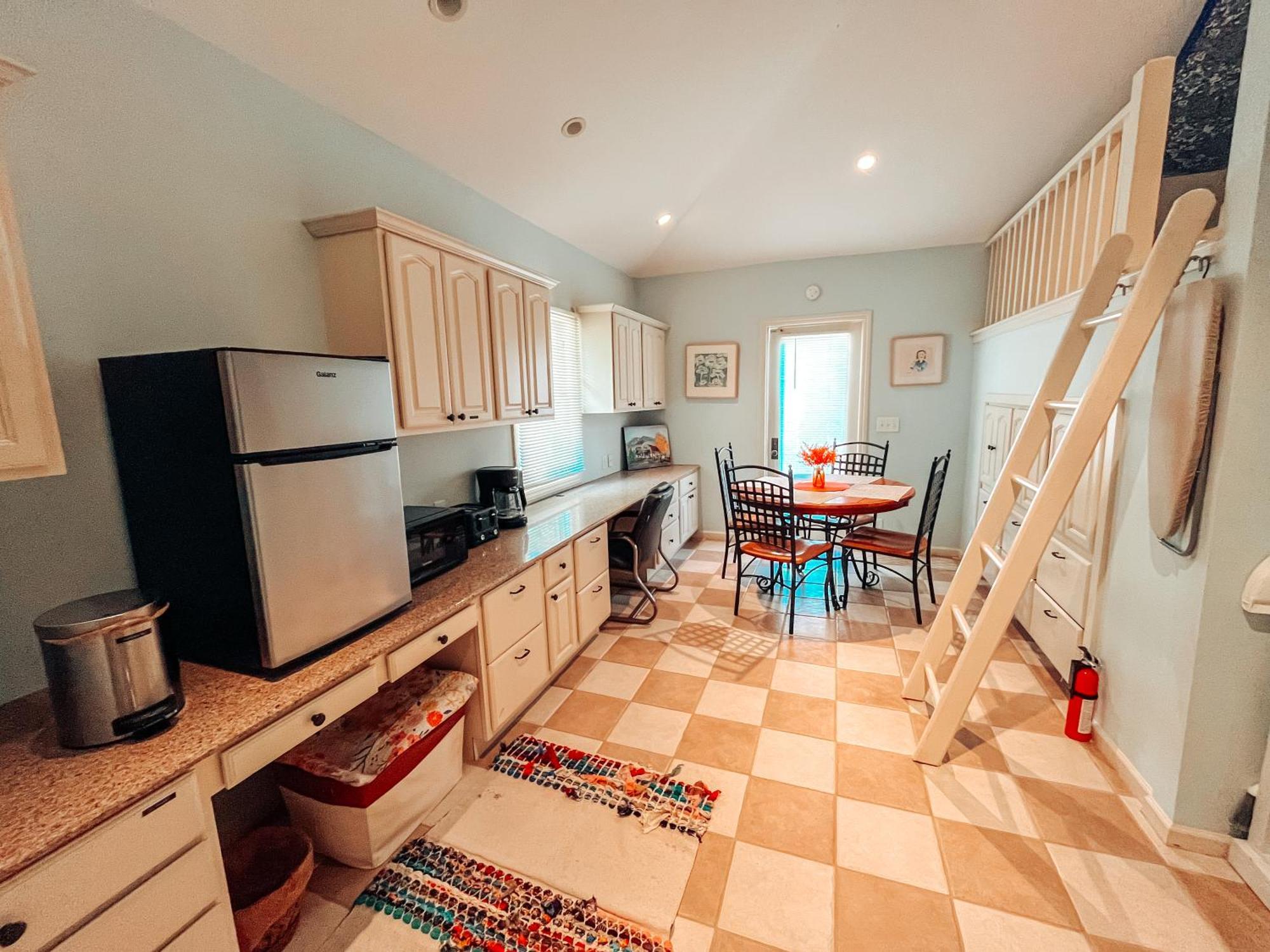 Cozy Guest House Studio Apartment Greensboro Εξωτερικό φωτογραφία